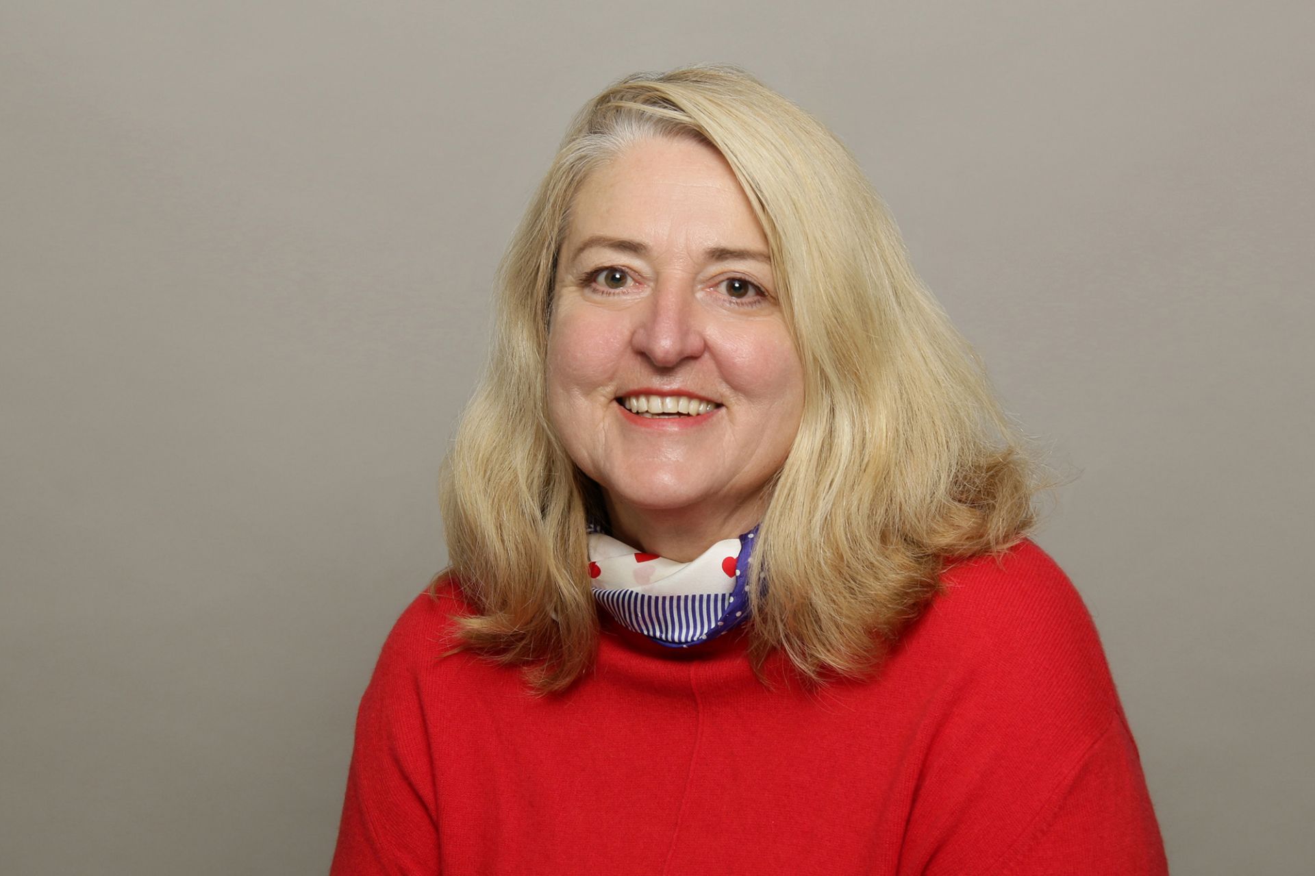 Portraitbild von Rektorin Sabine Weinmann